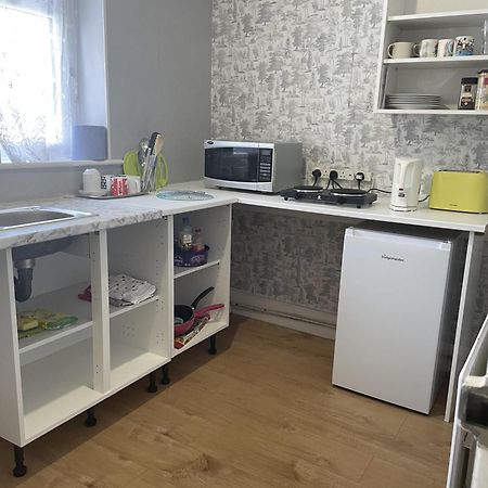Renovated 4-Bed Home - Sleeps 9 - Parking - Spa Blackpool Exterior photo